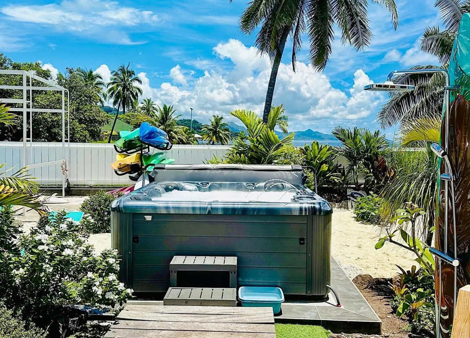 Pension Irivai, Appartement Uo Uo 3 Chambres Vue Mer Uturoa